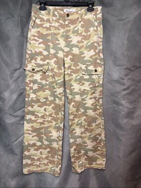 Celebrity Pink Men's Camouflage Cargo Pants - Green/Tan